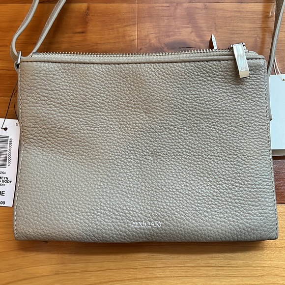 NEW Aritiza Crossbody - Picture 2 of 10